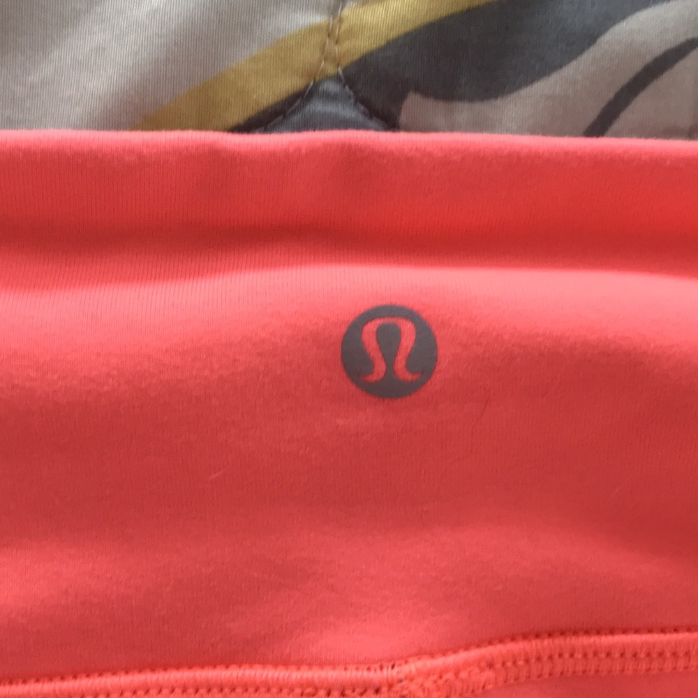 Reversible workout capris - Picture 3 of 4